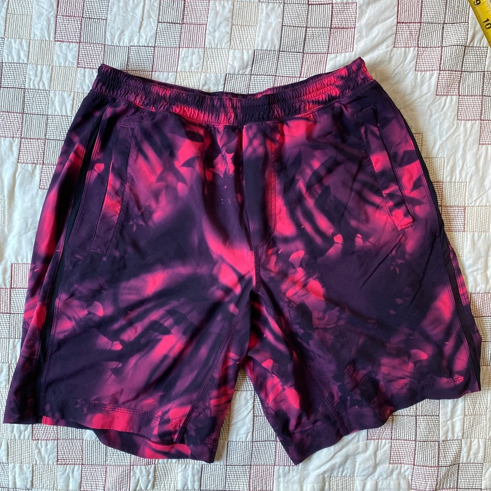 Lululemon Pacebreaker shorts